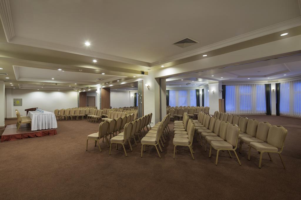 Palan Ski & Convention Resort Hotel Erzurum Exterior photo