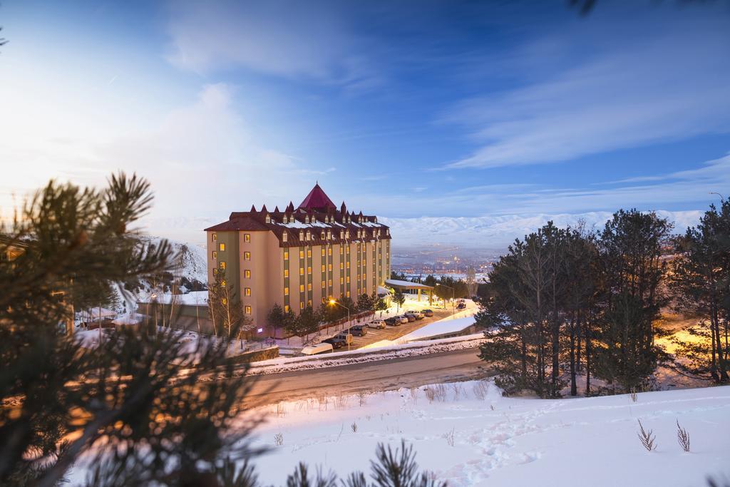 Palan Ski & Convention Resort Hotel Erzurum Exterior photo